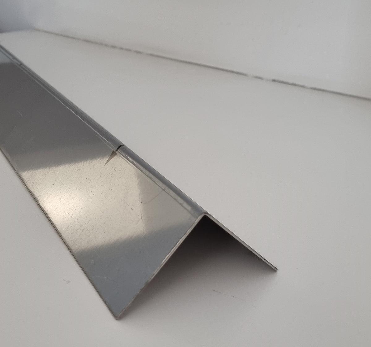 Altro Stainless steel corner protector – Altrodirect